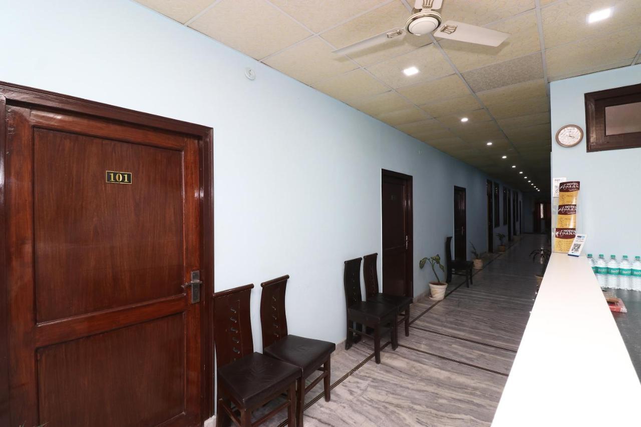 Oyo Hotel Ayaan Bareli Exterior foto